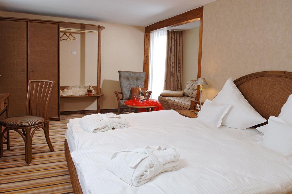 Gaestehaus Dorf-Alm Willingen  Habitación foto